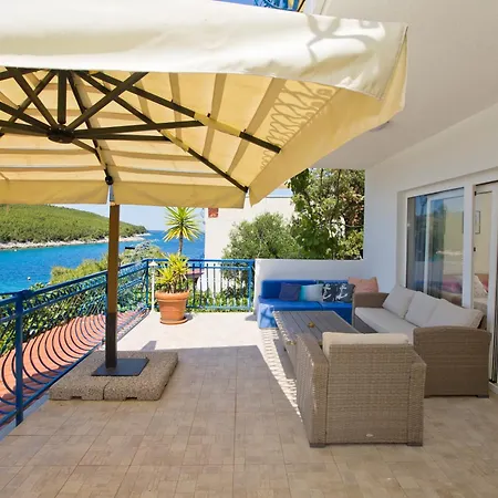 Hraste Hvar Apartment *