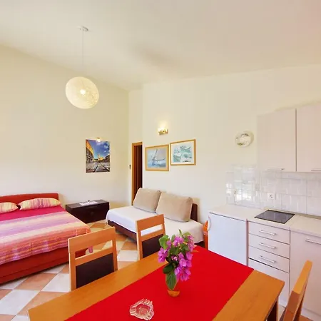 Hraste Hvar Apartment *
