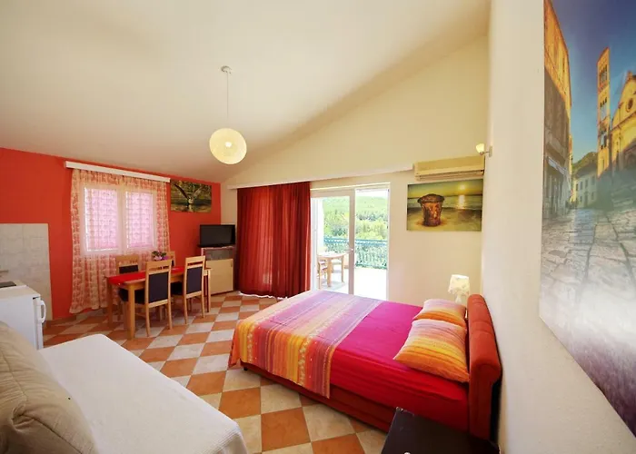 Апартаменты Hraste Hvar
