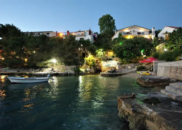 Hraste Hvar *