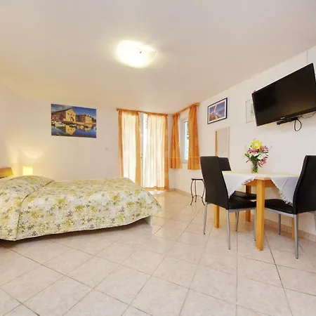 Hraste Hvar Apartmán
